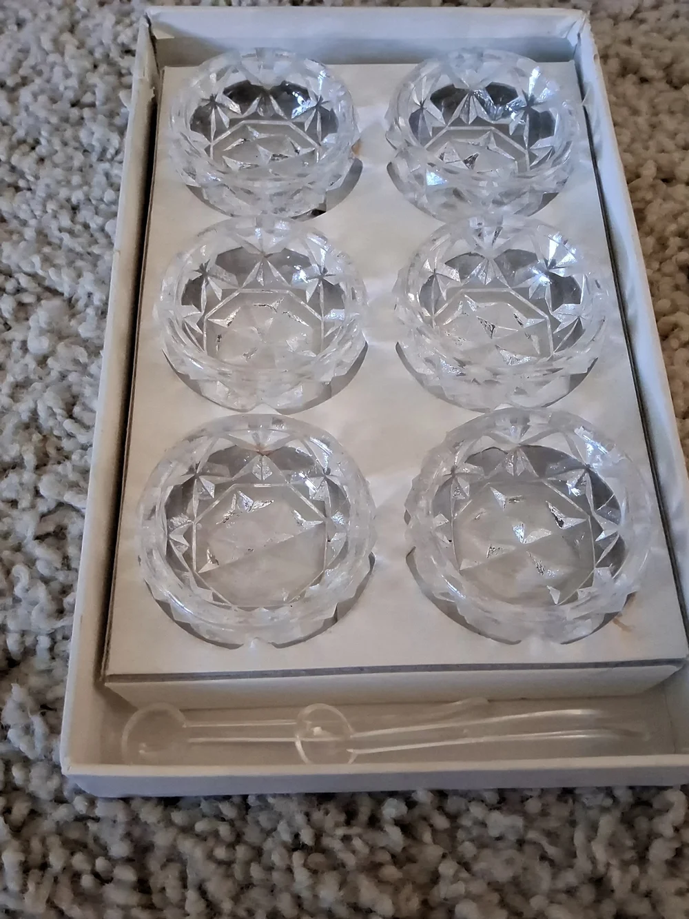 Vtg Set of 6 Salt Crystal Bowls & 2 Spoons Cut Glass Made in Japan w/Box
